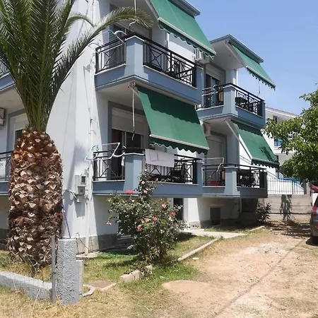 Maria Aparthotel 3*
